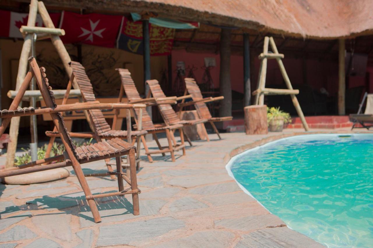 Lusaka Backpackers Ostello Esterno foto