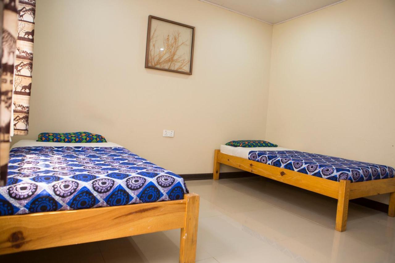 Lusaka Backpackers Ostello Esterno foto