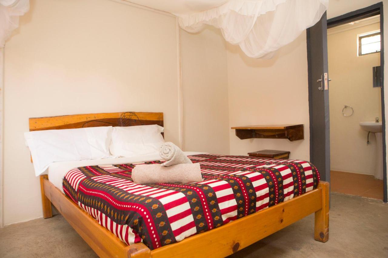 Lusaka Backpackers Ostello Esterno foto
